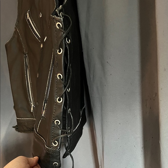 Men's Interstate Leather Biker Vest - Black - Picture 2 of 7